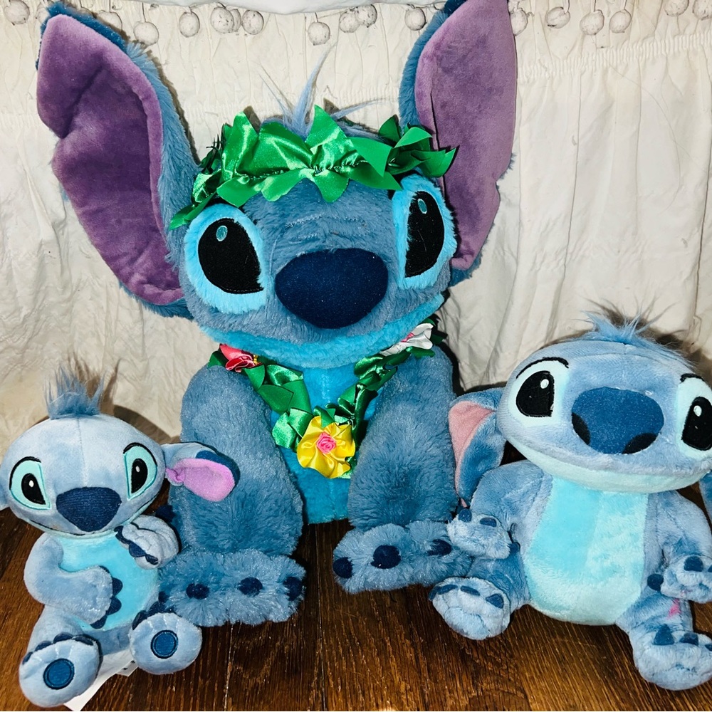 3 stitch stuffed animals